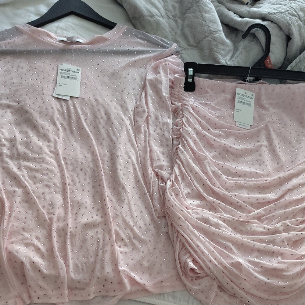 Nordstrom Pink Intimates Set - Picture 5 of 5
